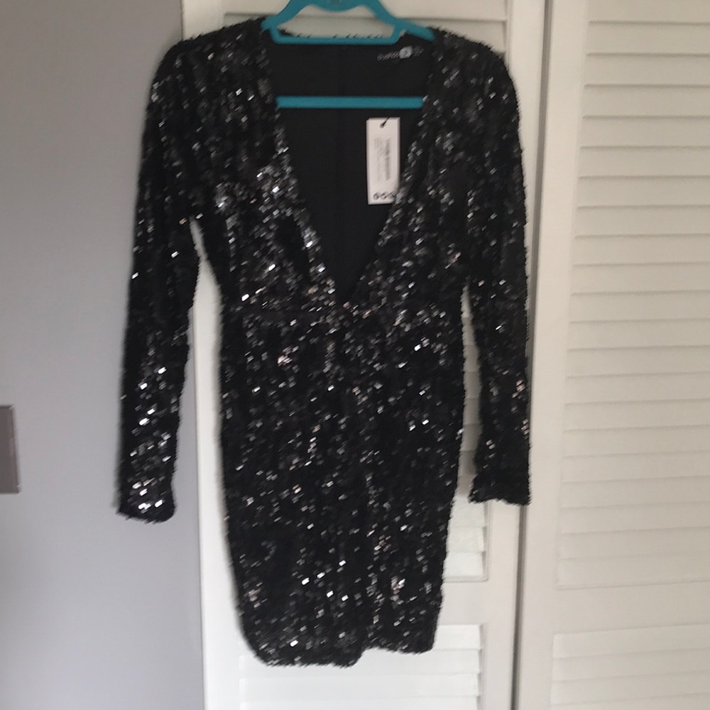 NWT black sequin long sleeve mini dress - Picture 4 of 5